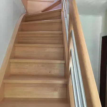 Maison Atypique 5 Couchages ,2 Lits Doubles Et Un Lit Simple ! Avec Un Grand Terrain !animaux Bienvenus !wifi Netflix Ecran Plat 4k Les Forges (Vosges)