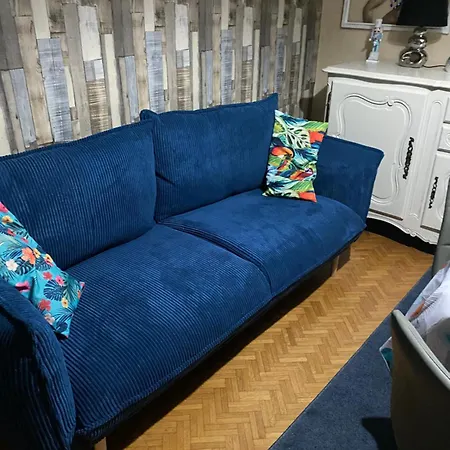 Σπίτι διακοπών Maison Atypique 5 Couchages ,2 Lits Doubles Et Un Lit Simple ! Avec Un Grand Terrain !animaux Bienvenus !wifi Netflix Ecran Plat 4k *