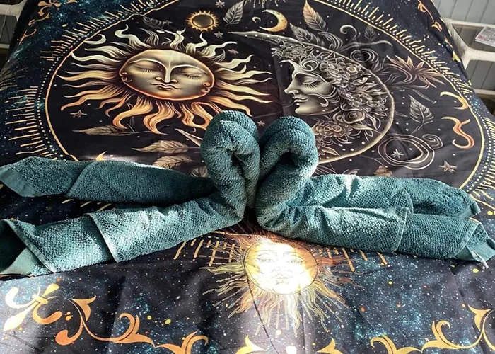 Maison Atypique 5 Couchages ,2 Lits Doubles Et Un Lit Simple ! Avec Un Grand Terrain !animaux Bienvenus !wifi Netflix Ecran Plat 4k * Les Forges (Vosges)